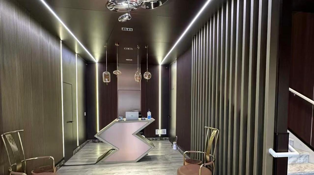 Lake View Suites Уест Йелоустоун Екстериор снимка
